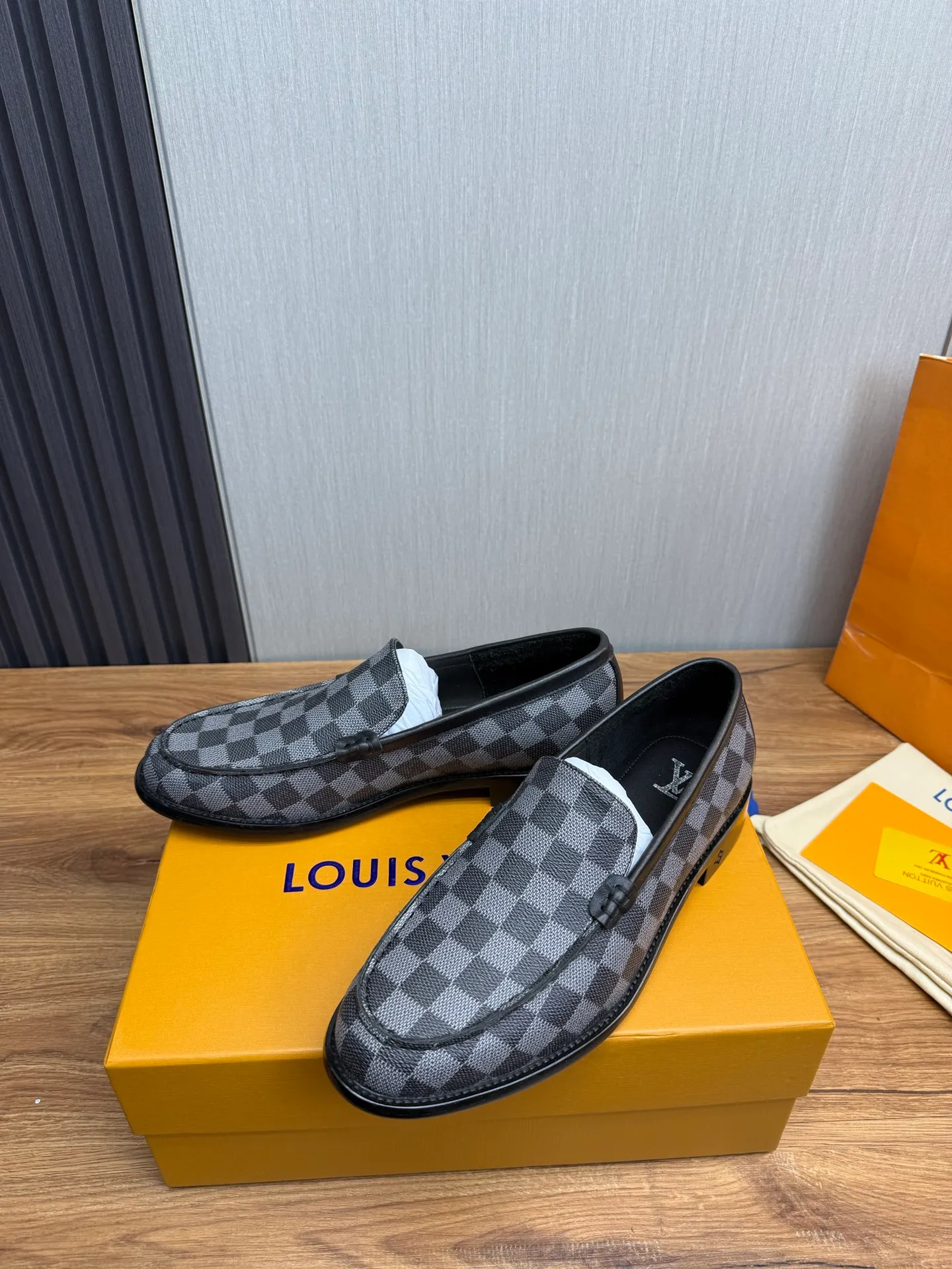 Factory 660💰 LV. Men's business casual leather shoes, all made of imported original brand leather, just to create a more comfortable wearing experience, original non-slip and wear-resistant outsole ✔️16-45 (38.45 non-returnable)